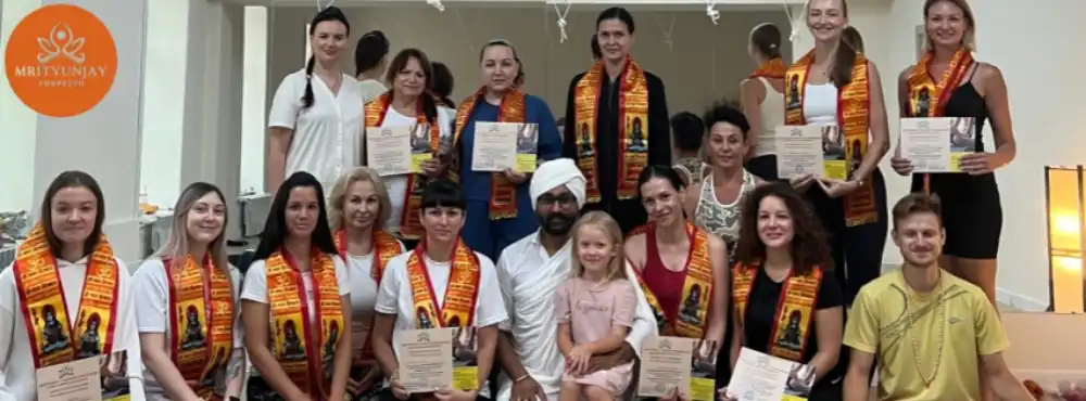 500 Hour Yoga Teacher Training Course in Rishikesh – Mrityunjay Yogpeeth